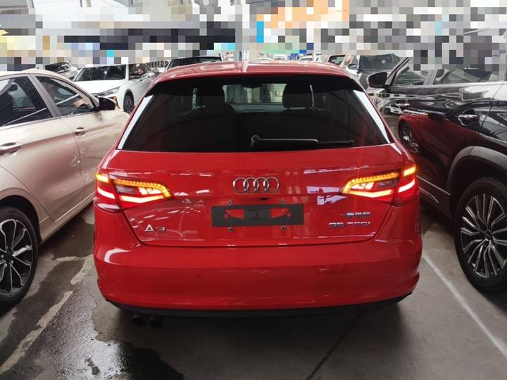 A3 2014 Sportback 35 TFSI AT Comfort photo 3
