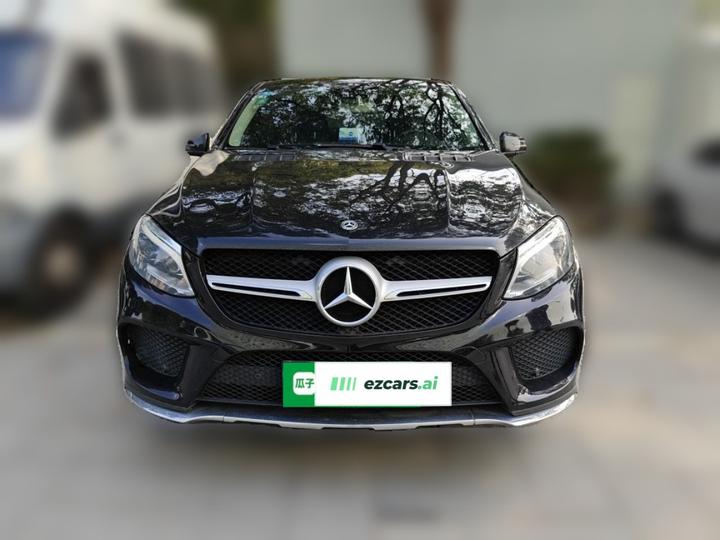 GLE Coupe 2018 GLE 320 4MATIC Coupe SUV photo 2