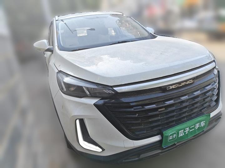 BAIC X3 2021 1.5T MT Honor photo 3