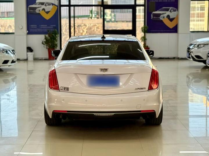 CT6 2016 28T Leading photo 5