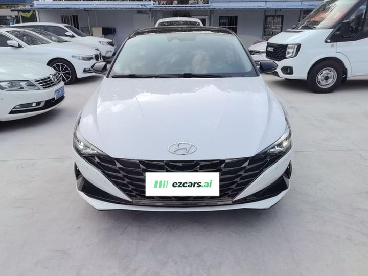 Elantra 2022 1.5L CVT LUX Premium photo 2