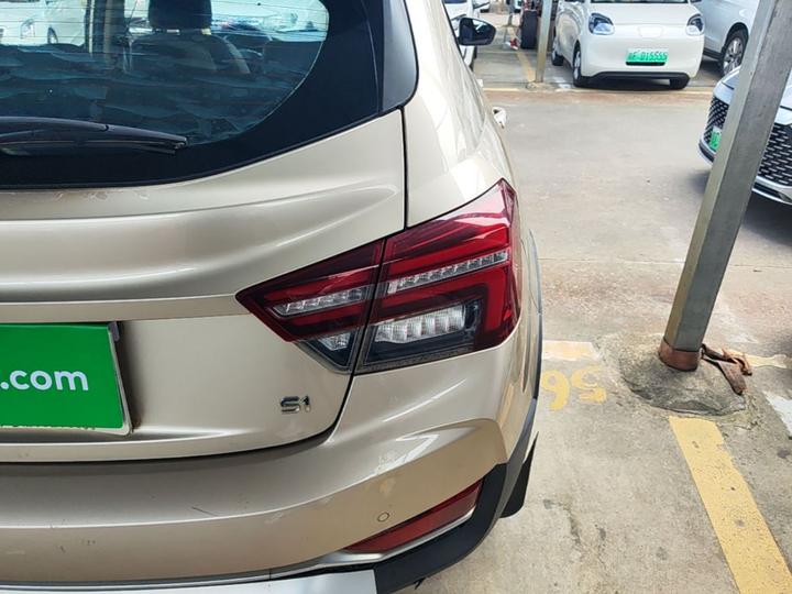 Vision S1 2018 1.5L CVT photo 7