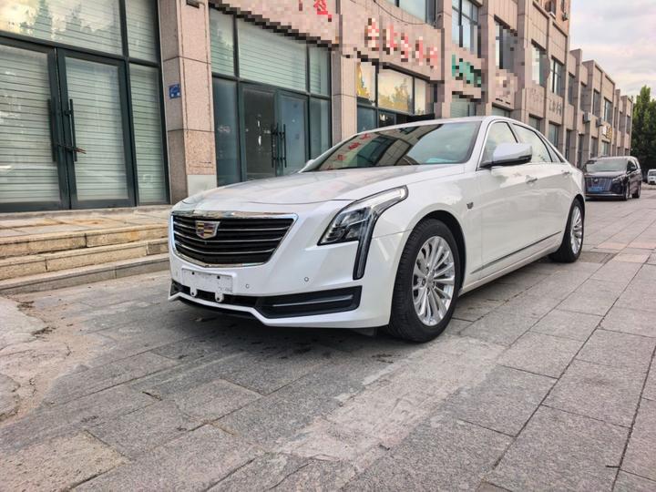 CT6 2017 28T Luxury