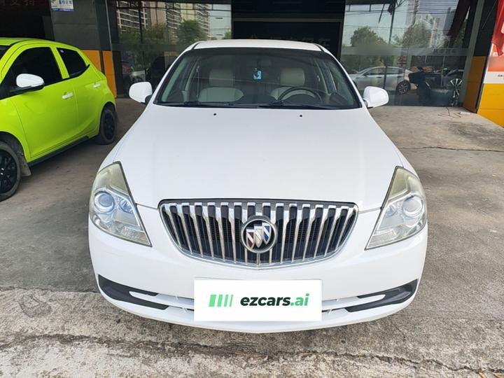 Excelle 2015 1.5L AT Classic photo 2