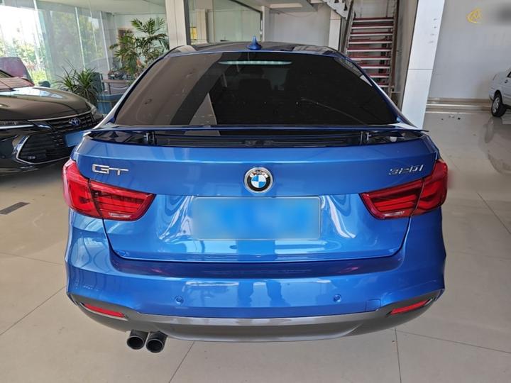 3 SeriesGT 2017 320i M Sport photo 3