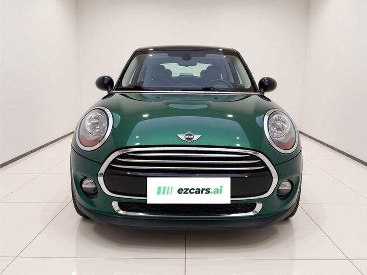 2016 1.5T COOPER 5-Door photo 2