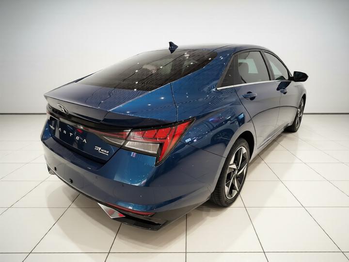 Elantra 2021 1.5L CVT LUX Premium photo 4