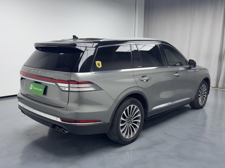 Aviator Imported 2020 3.0T V6 Exclusive photo 4