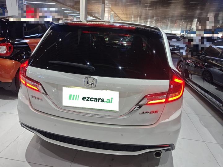 Jade 2020 1.8L AT Comfort photo 3