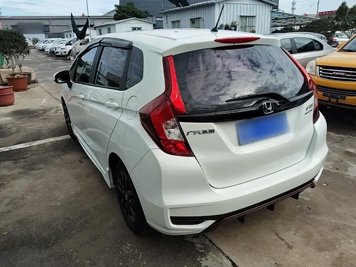 Fit 2018 1.5L CVT+ photo 4