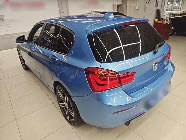 1 Series Imported 2018 118i Sport Design Package photo 4
