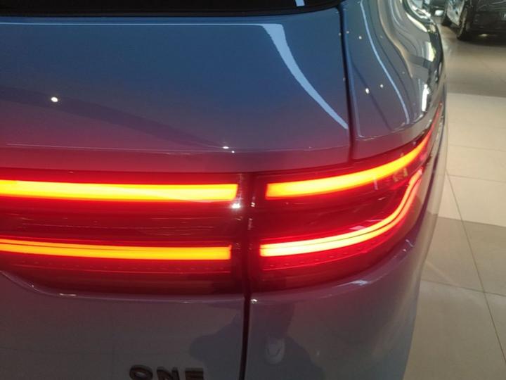 Li Auto ONE 2021 EREV 6-Seater photo 7
