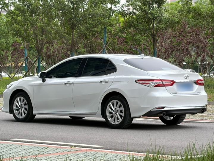 Camry 2023 2.0G Luxury photo 4