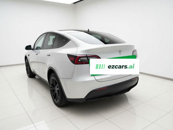 Model Y 2022 RWD photo 4