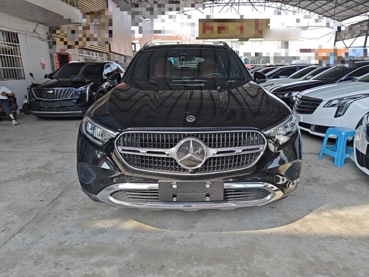 GLC 2023 Facelift GLC 260 L 4MATIC Dynamic 7-Seater photo 2