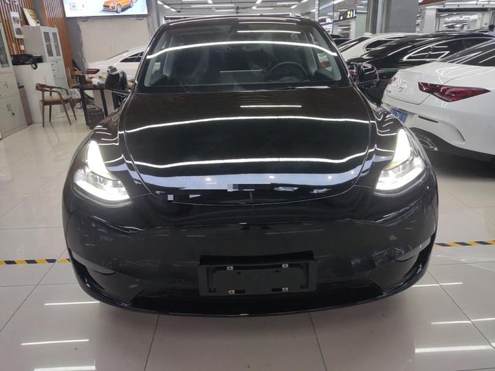 Model Y 2021 Long Range AWD 3D7 photo 2