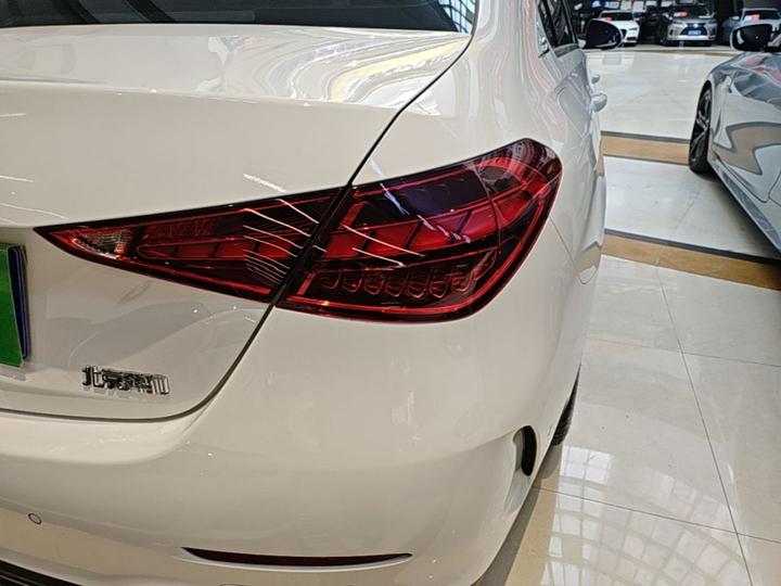 C-Class 2024 C 200 L Sport photo 7