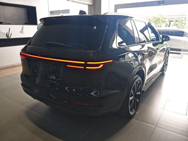 Li Auto ONE 2021 EREV 6-Seater photo 6