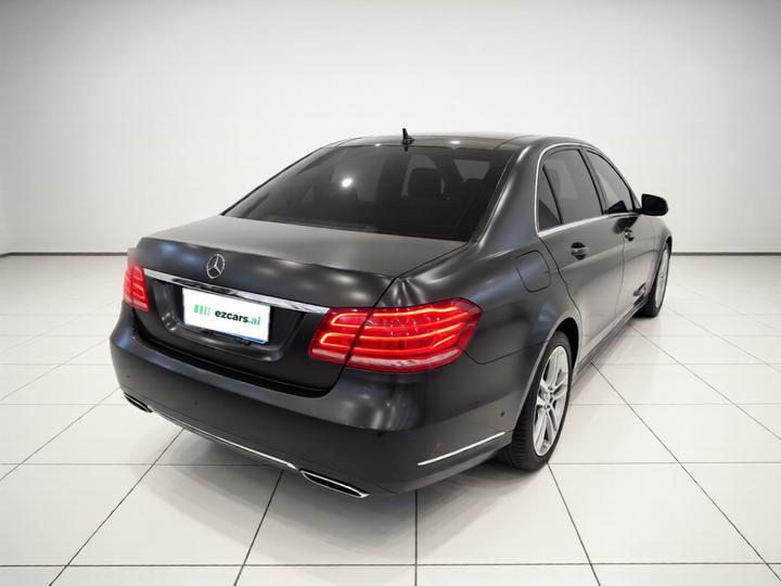 E-Class 2015 E 200 L photo 4