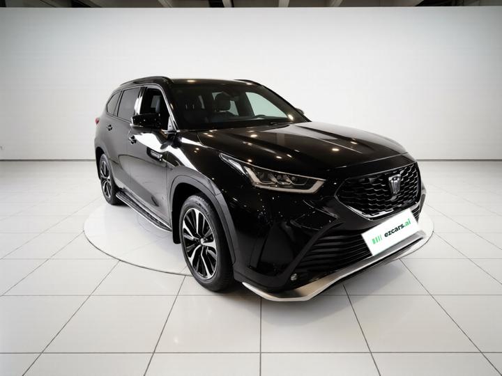 Crown 2021 2.5L HEV AWD Luxury photo 3