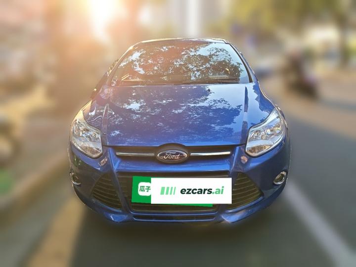 Focus 2012 Hatchback 1.6L MT photo 8