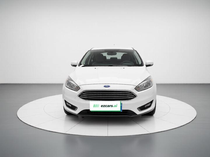 Focus 2015 Sedan 1.6L AT photo 2