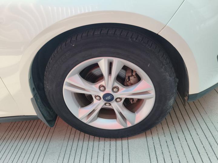 Focus 2017 Hatchback 1.6L AT Comfort photo 8