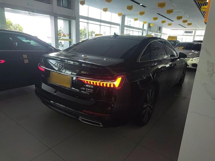 A6L 2022 45 TFSI quattro Exclusive Dynamic photo 4
