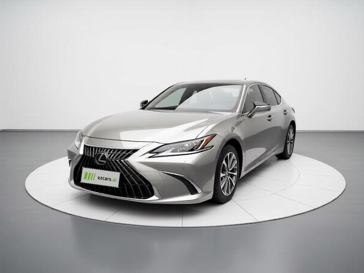 ES 2024 200 Exclusive
