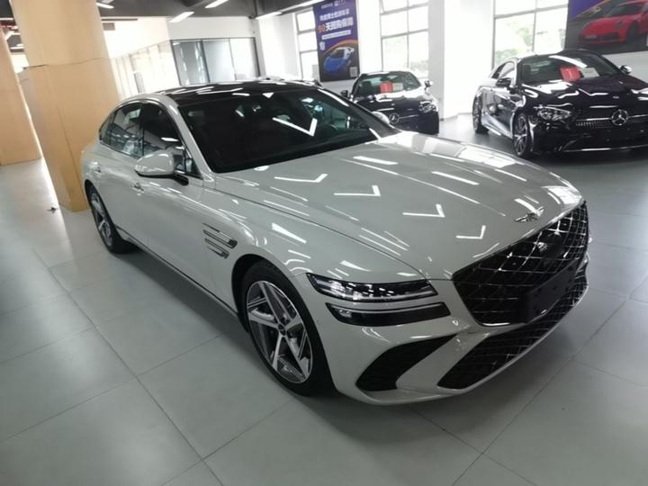 G80 2024 2.5T AWD Luxury photo 3