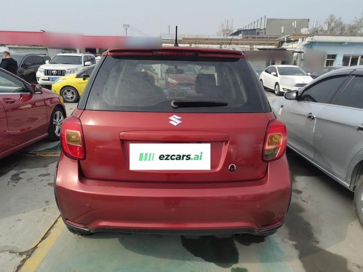 SX4 2013 1.6L AT photo 3