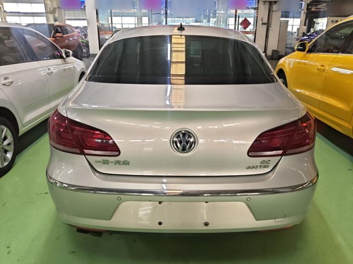 FAW-Volkswagen CC 2016 1.8TSI Luxury photo 3