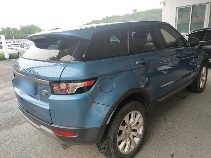 Range Rover Evoque 2015 2.0T 5-Door photo 4