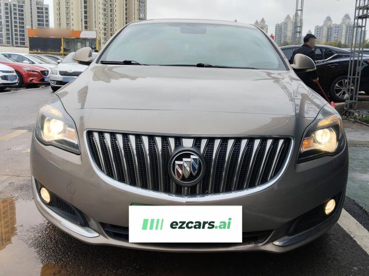 Regal 2015 1.6T Elite Tech photo 2