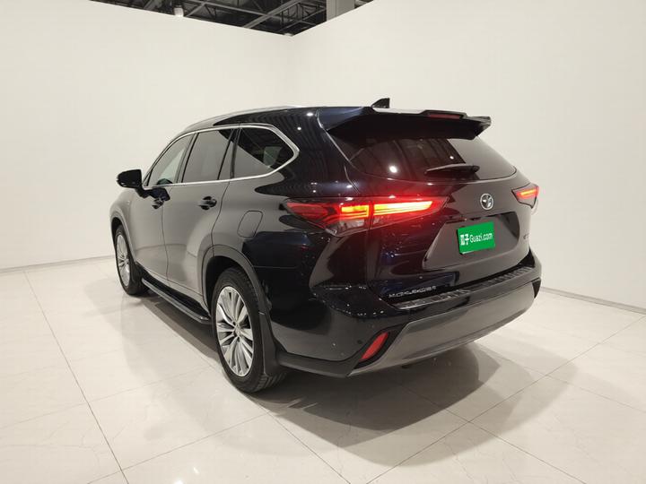 Highlander 2022 Hybrid 2.5L AWD Premium 7-Seater photo 4