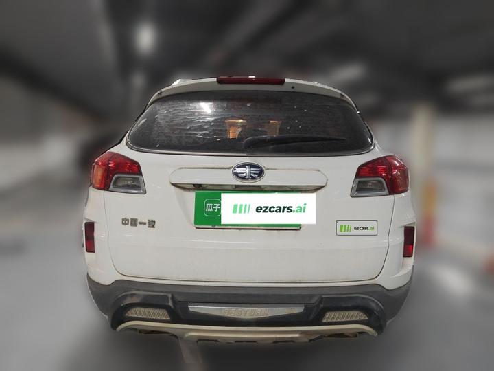Bestune X80 2015 2.0L AT Luxury photo 5