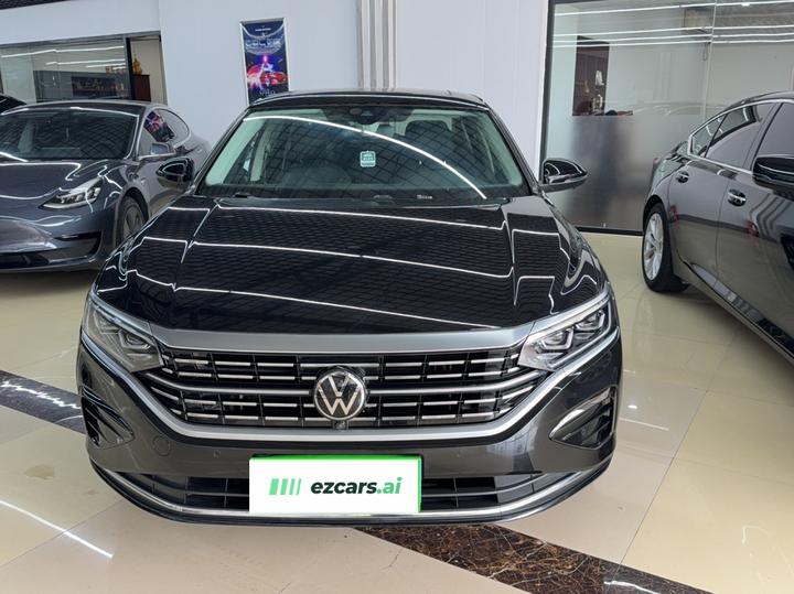 Passat 2023 Facelift 330TSI Luxury photo 2