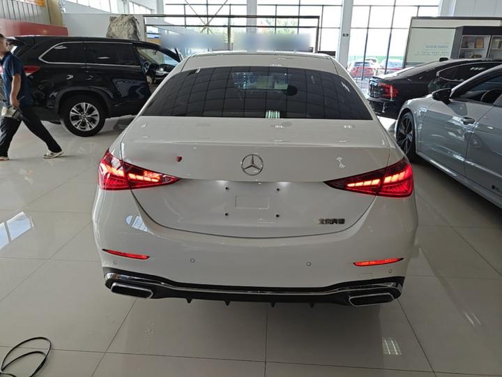 C-Class 2025 Facelift C 260 L Sport photo 3