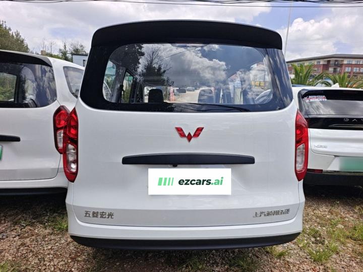 Wuling Hongguang EV 2025 EREV Hybrid 50KM Standard photo 3