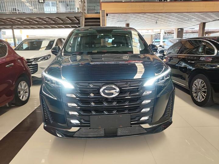 GAC Trumpchi M6 2021 270T DCT Elite 7-Seater photo 2