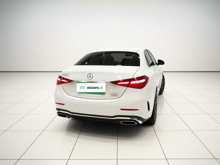 C-Class 2025 C 260 L Sport photo 5