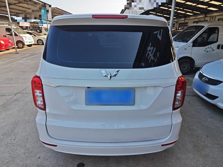 Wuling Hongguang 2018 1.5L S Standard L2B photo 3