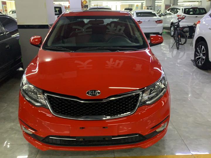K2 2015 Hatchback 1.4L AT GLS photo 2