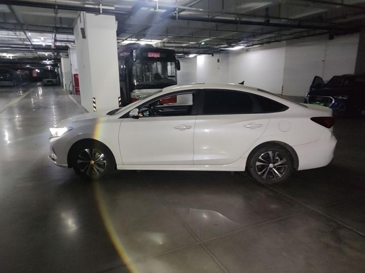 Eado 2022 PLUS 1.6L GDI MT Luxury photo 3