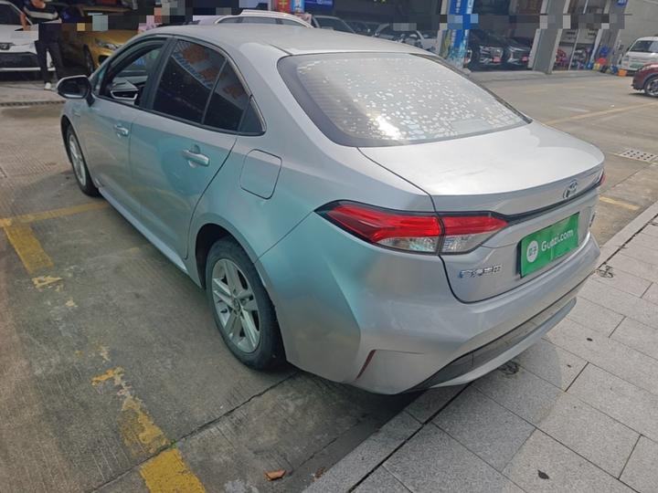 Levin 2022 Hybrid 1.8H E-CVT Luxury photo 4
