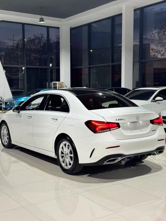 A-Class 2021 A 200 L Sport Fashion photo 4