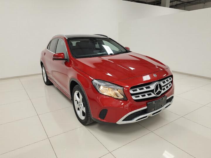 GLA 2017 GLA 200 Dynamic photo 3