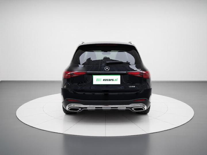 GLC 2024 GLC 300 L 4MATIC Dynamic 5-Seater photo 5