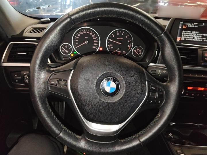 3 Series 2016 320Li Progressive photo 2