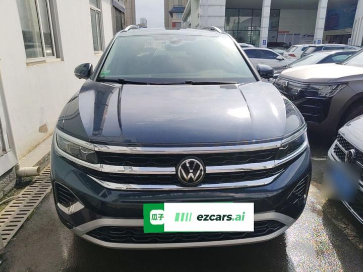 2021 530TSI AWD Flagship Pro photo 2